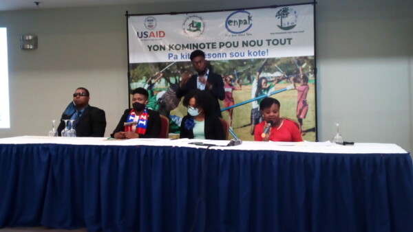 RÉALITÉ INFO: Lancement officiel du projet baptisé “Yon kominote pou nou tout” au profit des handicapés  Les organisations Enpak et l’Union des femmes à mobilité réduite d’Haïti (UFMORH) ont lancé officiellement, ce jeudi 03 décembre 2020,