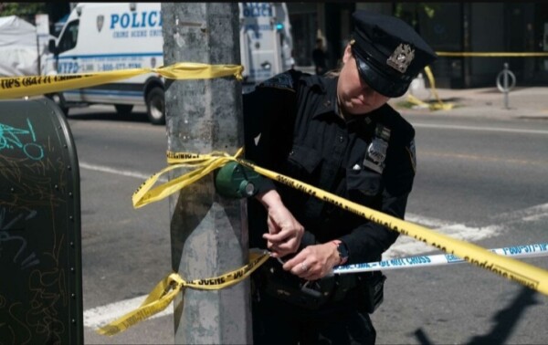 États-Unis: 10 morts et 3 blessés dans une fusillade à New-York, le motif du tireur serait d’ordre raciste
