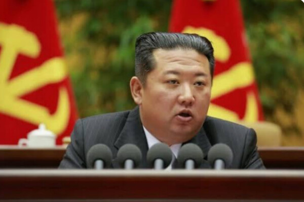 Kim Jong-un affirme que la Corée du Nord veut devenir la force nucléaire"la plus puissante du monde