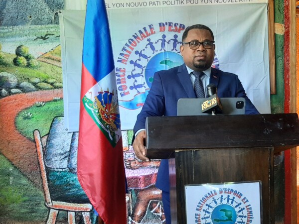 Haïti :Le parti politique FONDEL encourage la communauté internationale de continuer avec les sanctions contre les politiciens haïtiens 1 Haïti :Le parti politique FONDEL encourage la communauté internationale de continuer avec les sanctions contre les politiciens haïtiens