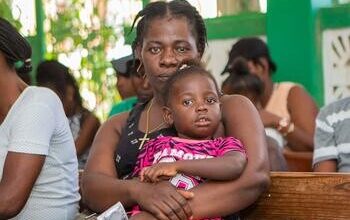 Haïti : la violence armée entraîne une hausse du nombre d’enfants souffrant de malnutrition aiguë sévère